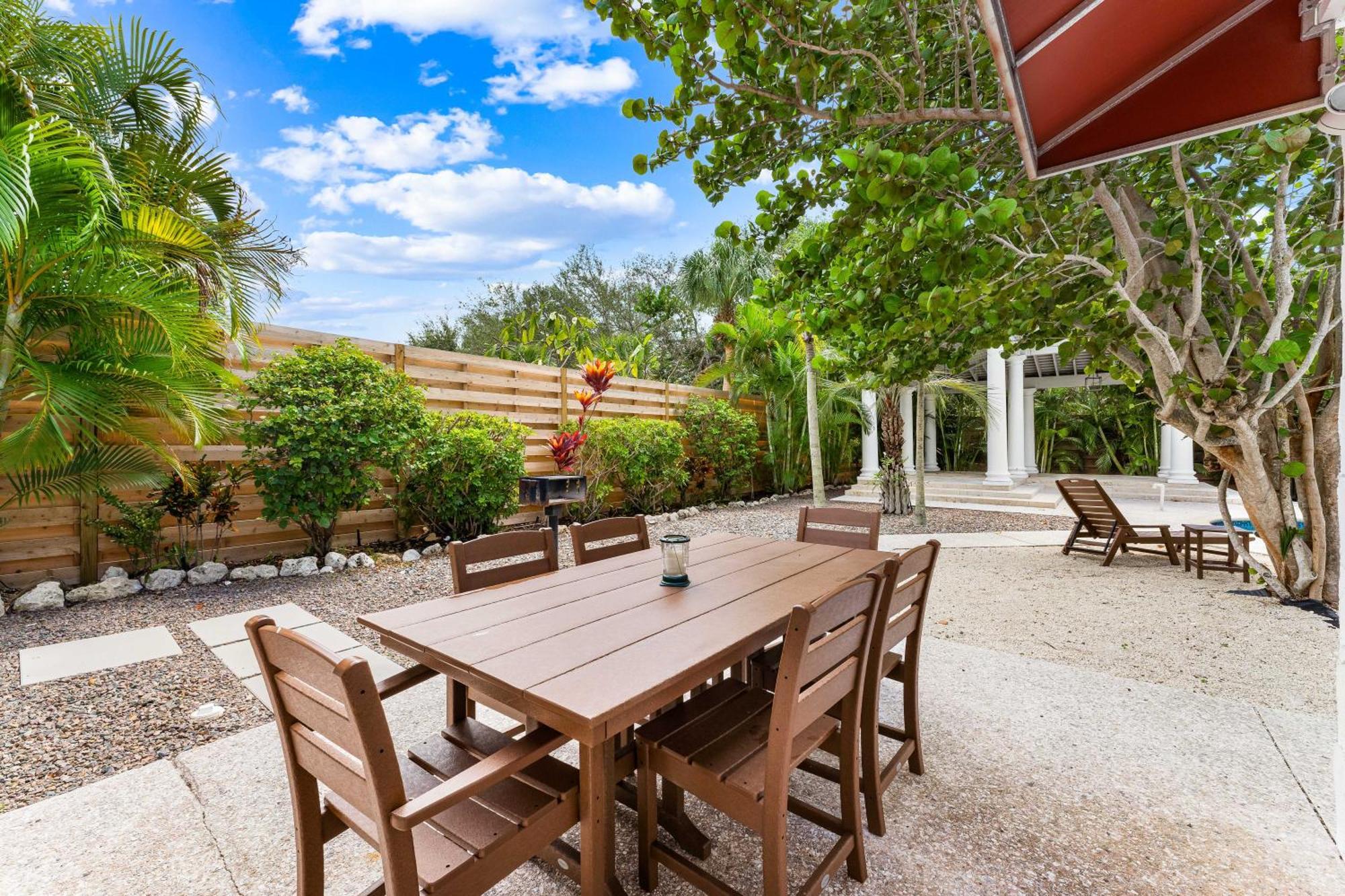 Crescent Beach Villas Siesta Key Exterior foto