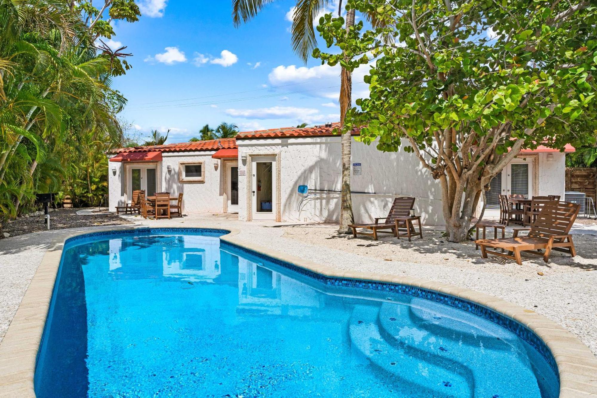 Crescent Beach Villas Siesta Key Exterior foto