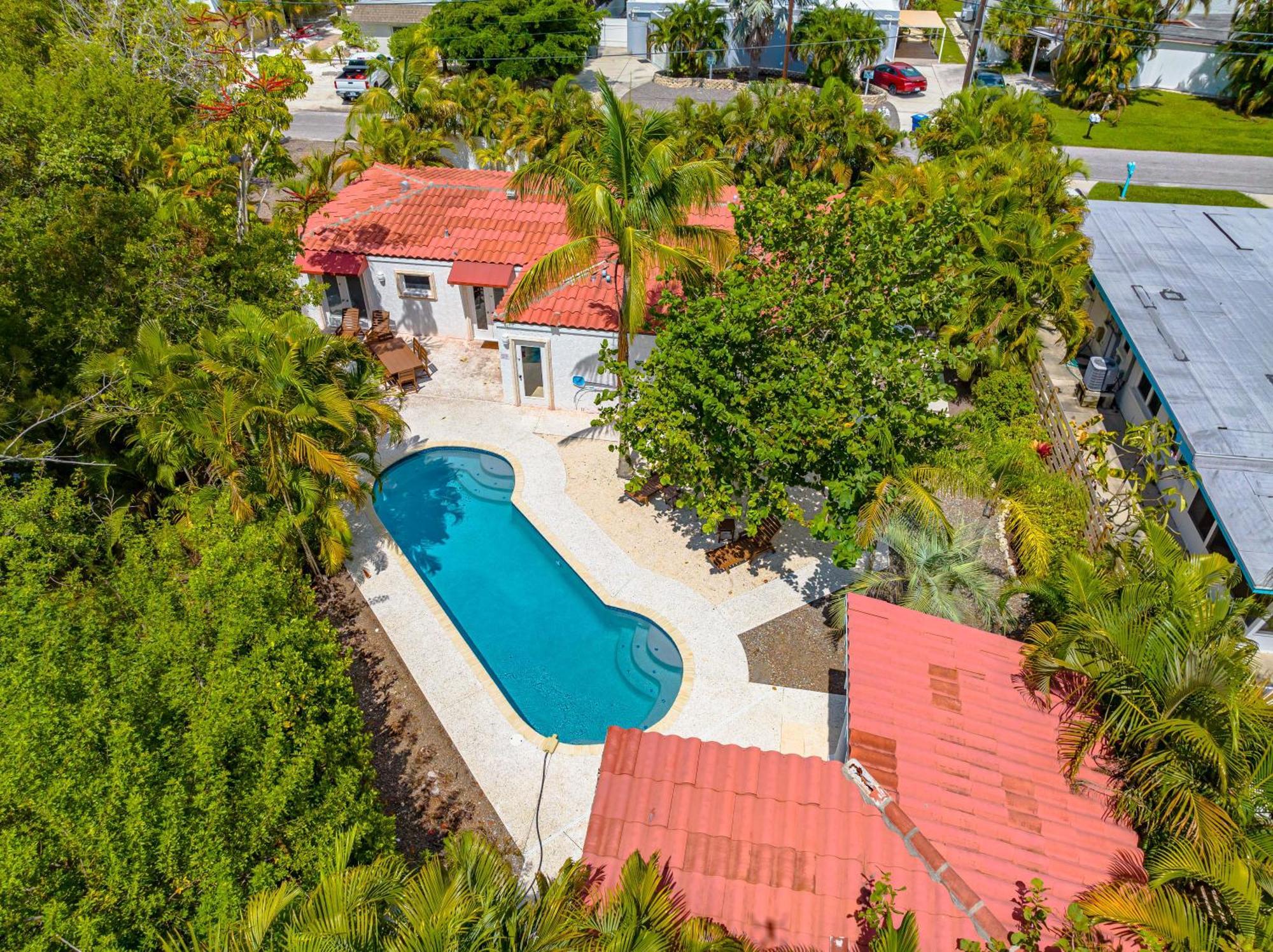 Crescent Beach Villas Siesta Key Exterior foto